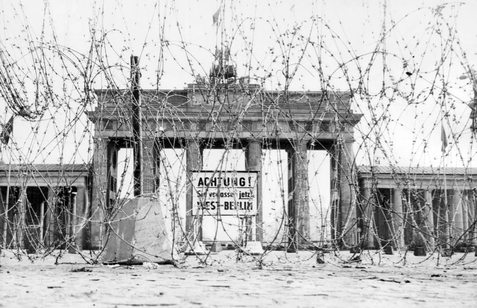 The Berlin Wall: A Concrete Symbol of Division, Defiance, and the Cold War